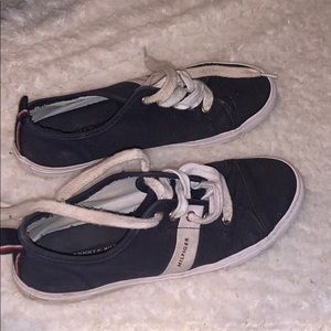 Tommy Hilfiger tennis shoes